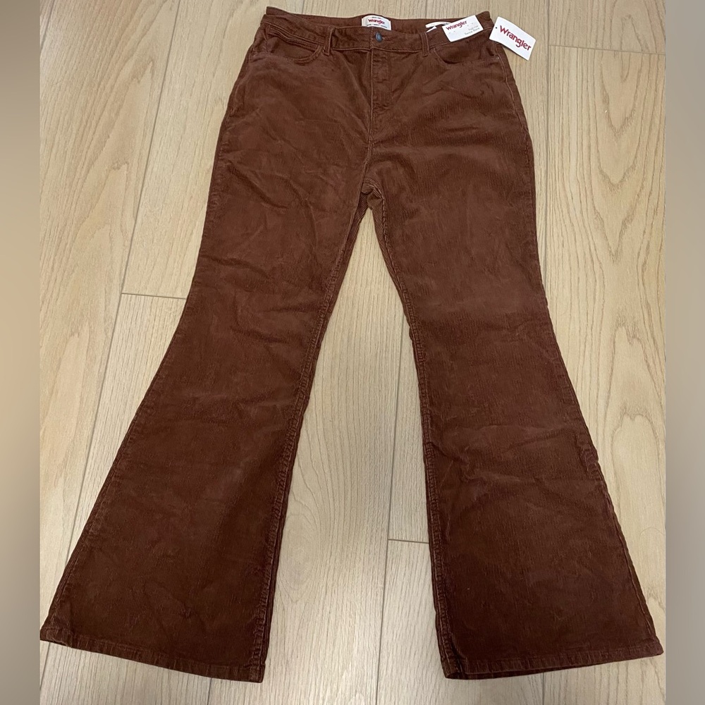 Wrangler Chocolate Corduroy Pants